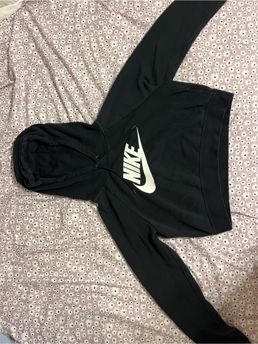 Cropped Black Nike Hoodie (Small)